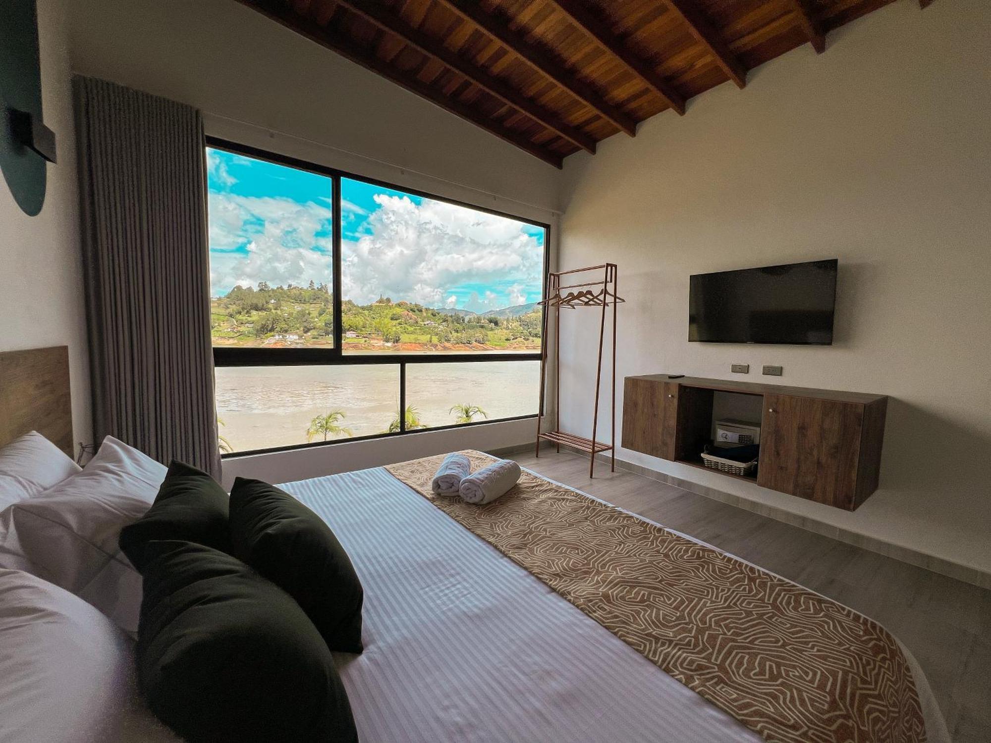 Viajero Guatape Hostel & Lake Club Номер фото