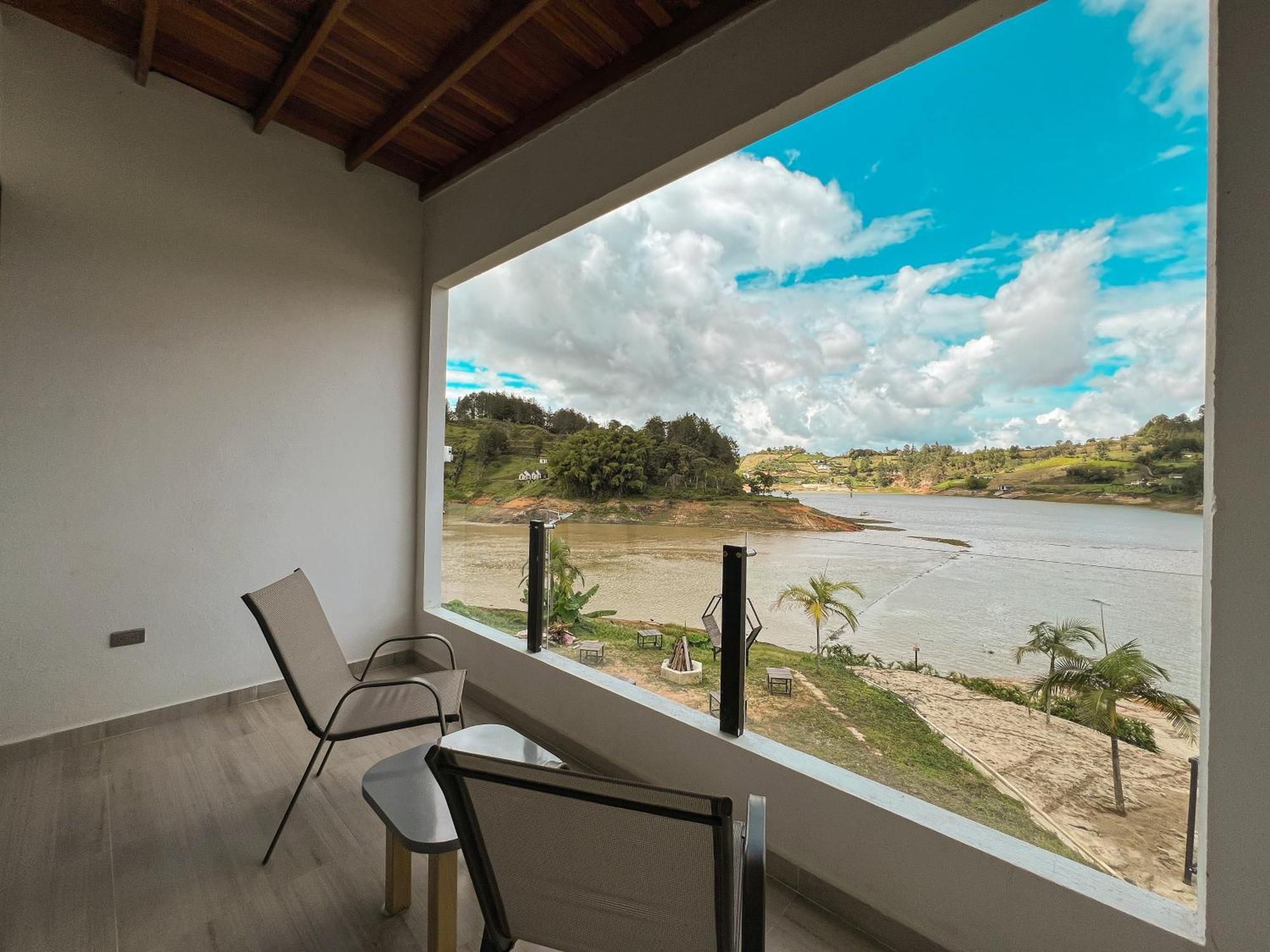 Viajero Guatape Hostel & Lake Club Номер фото