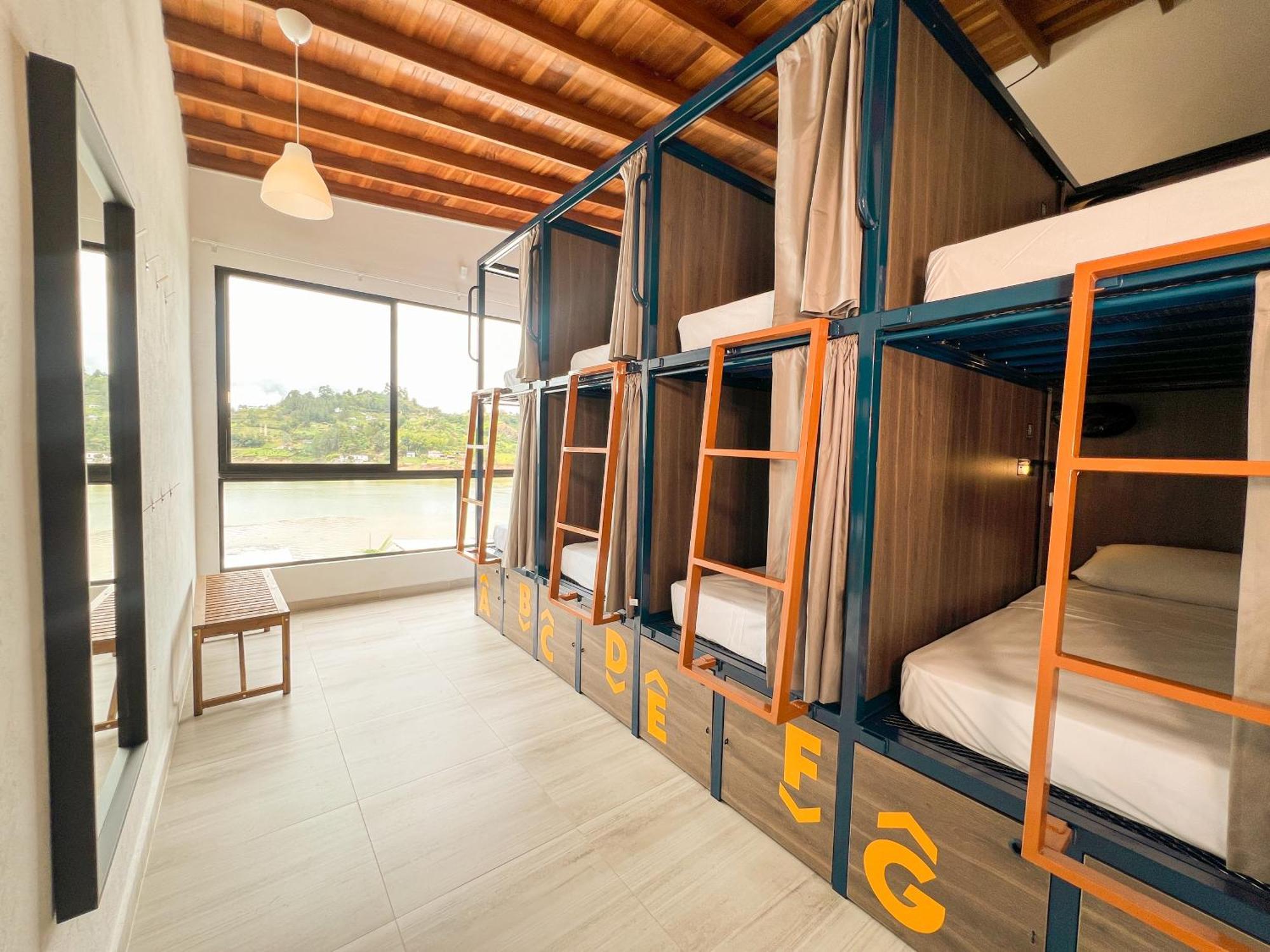 Viajero Guatape Hostel & Lake Club Номер фото