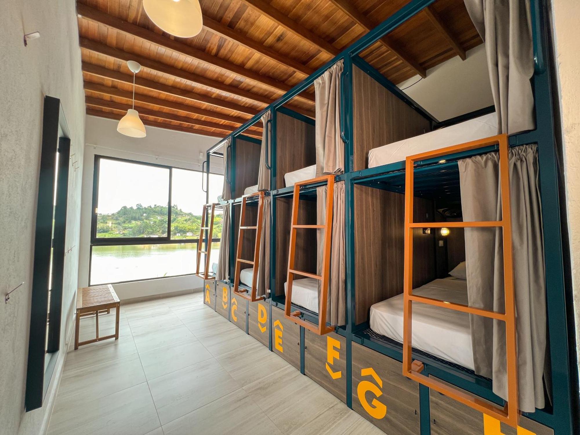 Viajero Guatape Hostel & Lake Club Номер фото