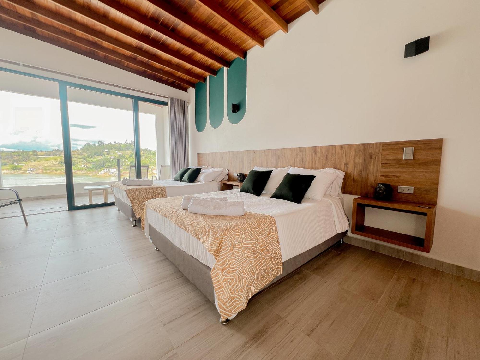 Viajero Guatape Hostel & Lake Club Номер фото
