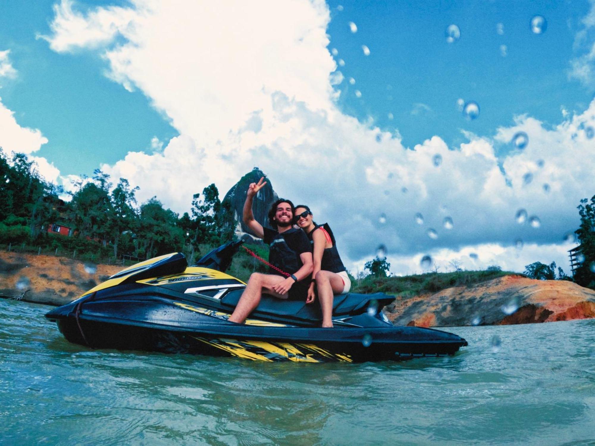 Viajero Guatape Hostel & Lake Club Экстерьер фото